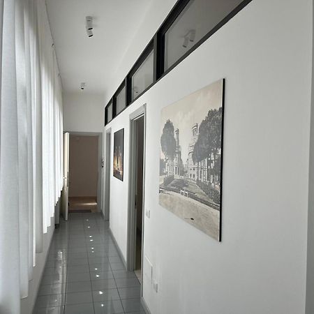 Appartamento Nel Cuore Di Форли Экстерьер фото